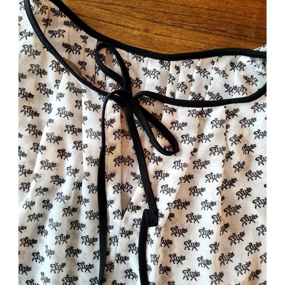 Flowy Cat Print Blouse - Picture 3 of 6